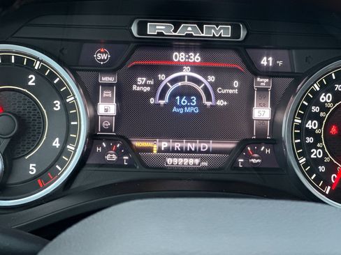 Used 2022 RAM 1500 Laramie image 25