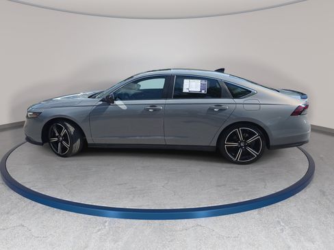Used 2024 Honda Accord Sport image 8