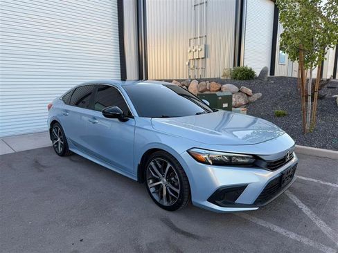 Used 2022 Honda Civic Touring image 12