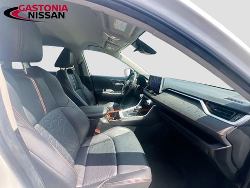 Used 2024 Toyota RAV4 Adventure image 37