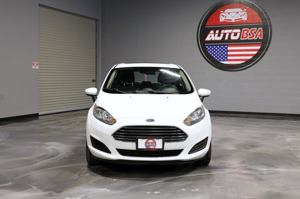 Used 2019 Ford Fiesta SE FWD image 2