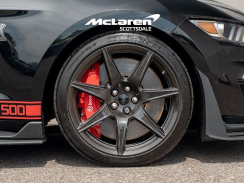 Used 2022 Ford Mustang Shelby GT500 w/ Carbon Fiber Track Pack RWD image 38