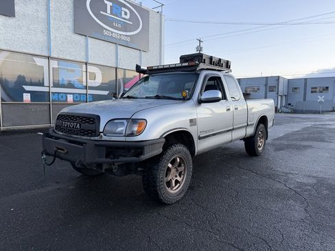 Used 2002 Toyota Tundra SR5 image 1