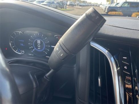 Used 2020 Cadillac Escalade Premium Luxury w/ LPO, Radiant Package image 16