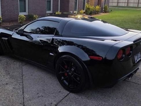 Used 2013 Chevrolet Corvette Grand Sport w/ 3LT Preferred Equipment Group RWD image 4