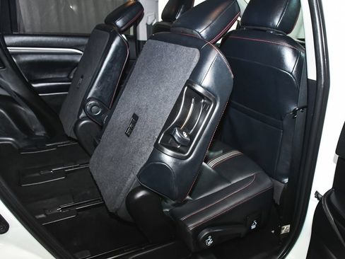 Used 2019 Toyota Highlander SE AWD/4WD image 51