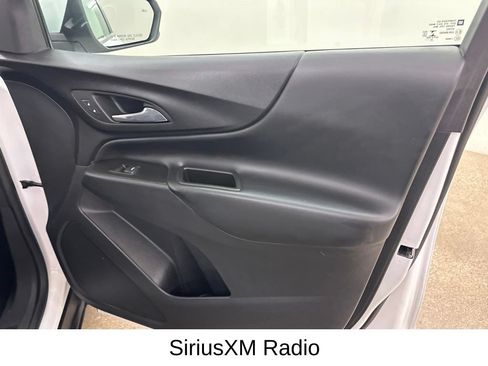 Used 2022 Chevrolet Equinox LT FWD image 22