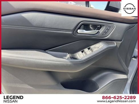 Certified 2023 Nissan Rogue SL w/ SL Premium Package AWD/4WD image 17