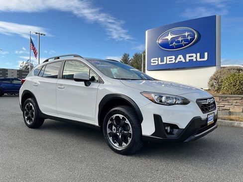 Certified 2023 Subaru Crosstrek 2.0i Premium image 2