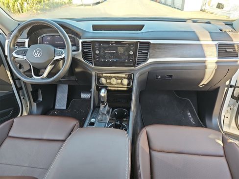 Used 2023 Volkswagen Atlas SE image 9