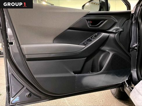 Used 2024 Subaru Crosstrek 2.0i Premium image 10