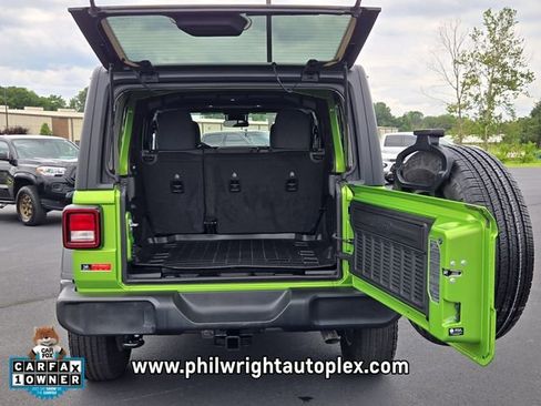 Used 2025 Jeep Wrangler Unlimited Sport AWD/4WD image 18