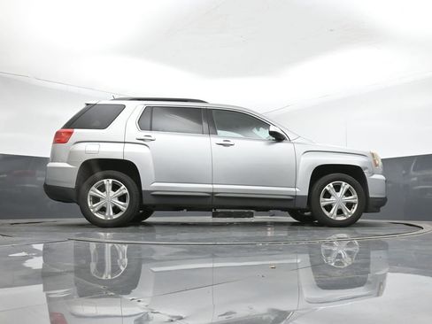 Used 2017 GMC Terrain SLE w/ Convenience Package image 40