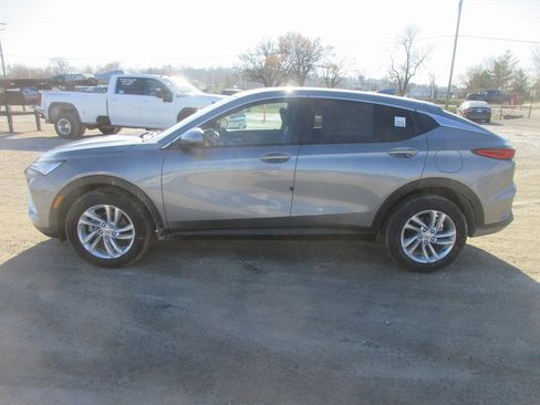 New 2026 Buick Envista Preferred image 9