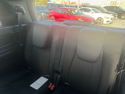 Used 2023 Mercedes-Benz GLB 250 image 6