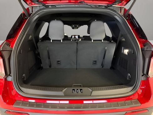 New 2026 Ford Explorer ST-Line w/ ST-Line Street Pack AWD/4WD image 9