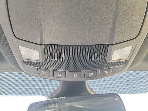 Used 2024 Ford Edge ST AWD/4WD image 17