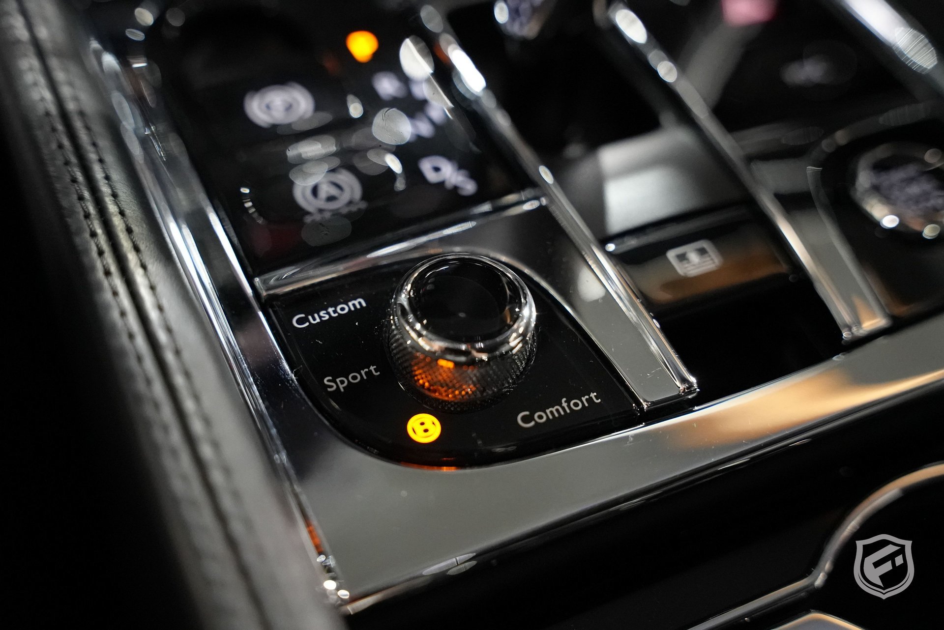 Used 2012 Bentley Mulsanne RWD image 25