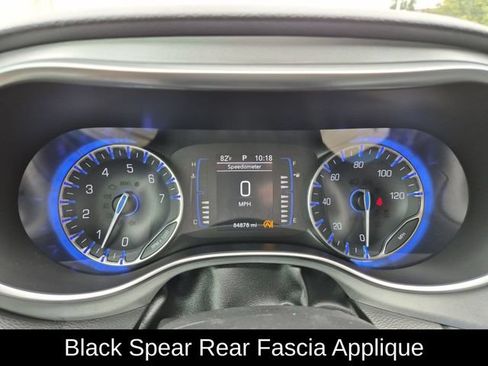 Used 2019 Chrysler Pacifica Touring Plus w/ S Appearance Package FWD image 14