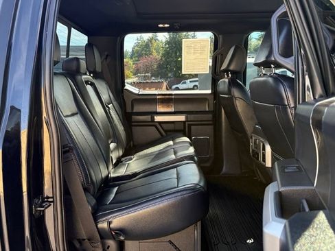 Used 2022 Ford F350 Lariat w/ Black Appearance Package AWD/4WD image 31