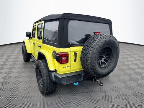 Used 2022 Jeep Wrangler Unlimited Rubicon 4xe w/ Safety Group AWD/4WD image 8