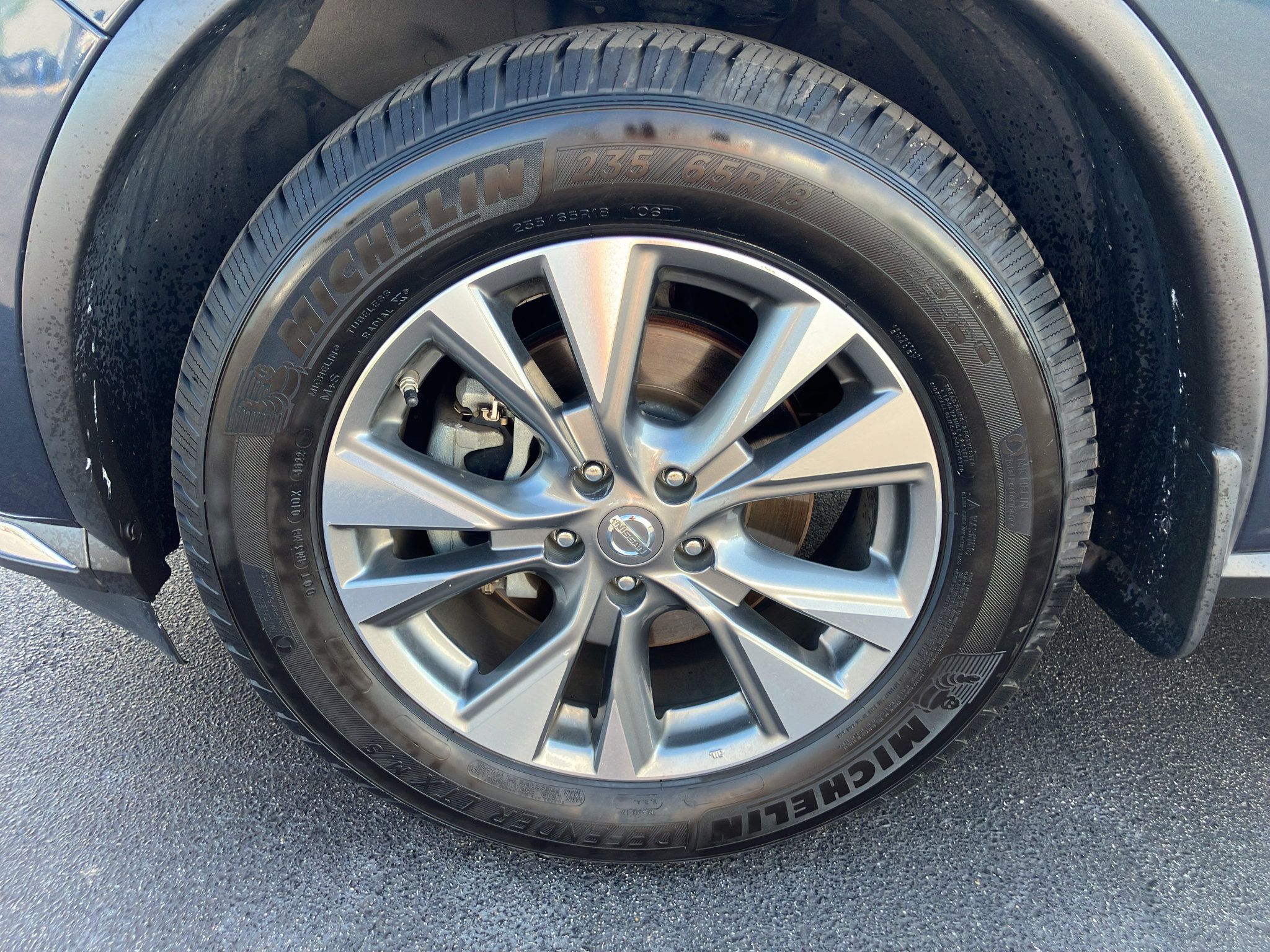 Used 2018 Nissan Murano SV FWD image 11