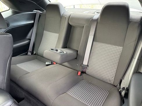 Used 2023 Dodge Challenger R/T w/ T/A Package image 15