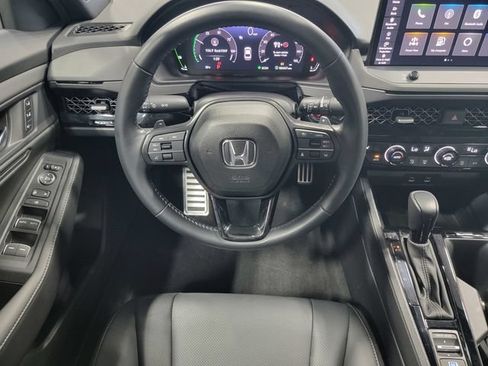 Used 2024 Honda Accord Sport image 25