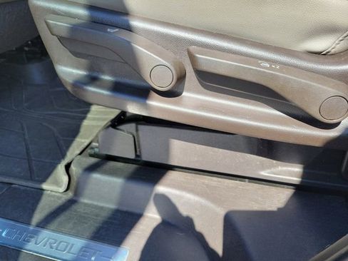 Used 2022 Chevrolet Tahoe LT RWD image 14
