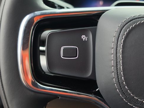 New 2026 Lincoln Navigator Reserve w/ Jet Appearance Package AWD/4WD image 13