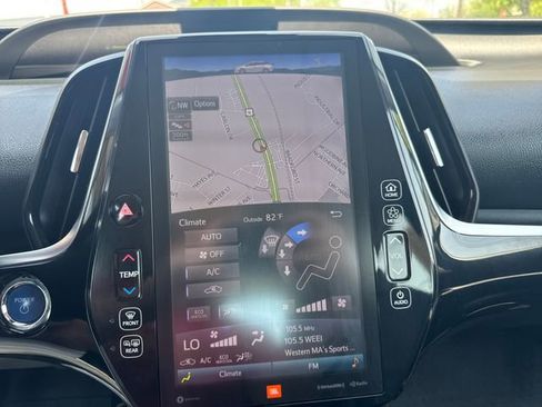 Used 2022 Toyota Prius Prime Limited FWD image 20