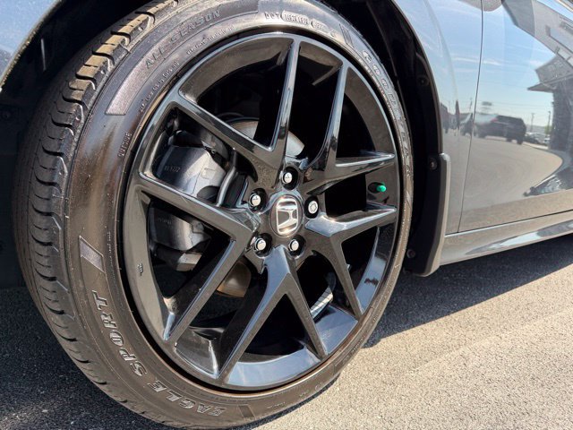 Used 2025 Honda Civic Sport image 9