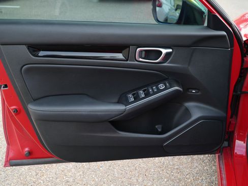 Used 2025 Honda Civic Sport Touring image 12