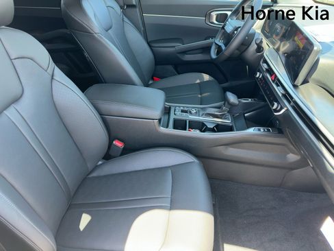 New 2026 Kia Sorento S FWD image 25