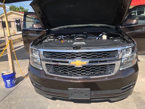 Used 2018 Chevrolet Tahoe LT RWD image 5