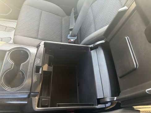 Used 2019 Chevrolet Tahoe LS AWD/4WD image 37