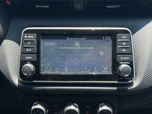 Certified 2025 Nissan Kicks Play S FWD image 19