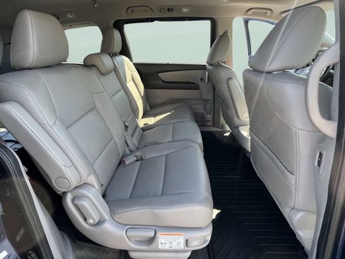 Used 2015 Honda Odyssey EX-L image 29