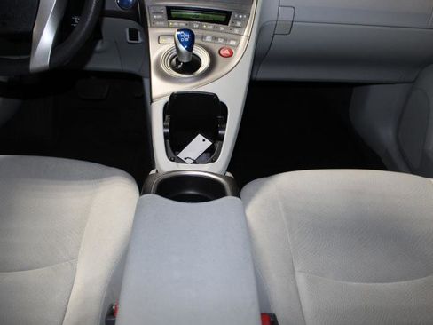Used 2014 Toyota Prius Three image 15