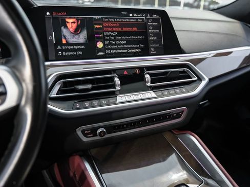 Used 2022 BMW X6 M50i w/ Parking Assistance Package image 32