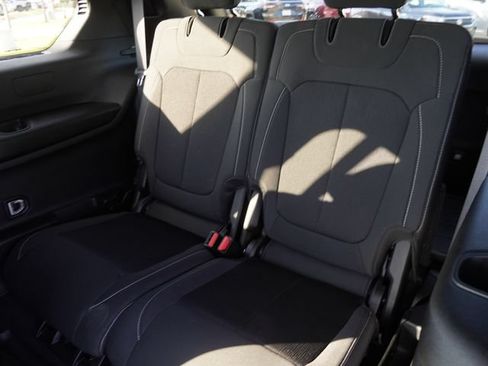 Used 2025 Jeep Grand Cherokee L Laredo AWD/4WD image 15