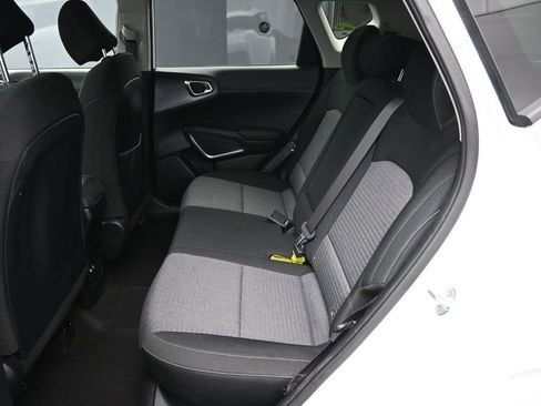 Used 2023 Kia Soul EX image 21