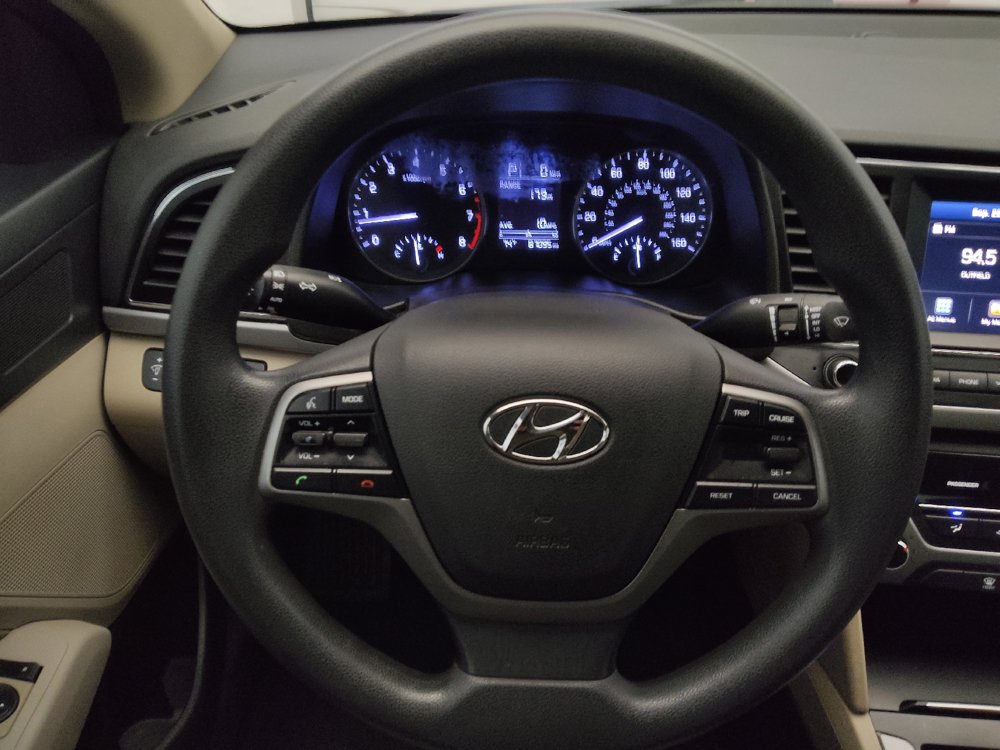 Used 2017 Hyundai Elantra SE FWD image 22