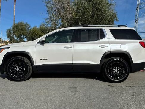 Used 2018 GMC Acadia SLT image 7