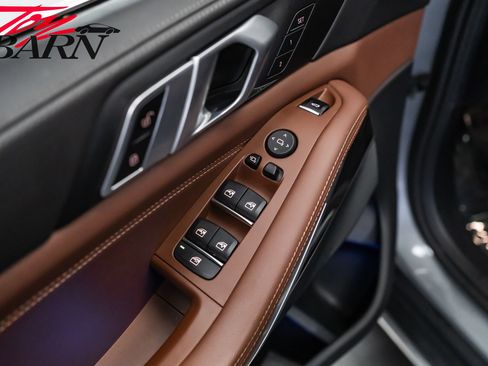 Used 2024 BMW X5 xDrive40i w/ Parking Assistance Package AWD/4WD image 20