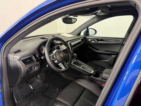 Certified 2016 Porsche Macan S AWD/4WD image 4