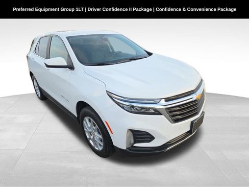 Used 2023 Chevrolet Equinox LT image 1