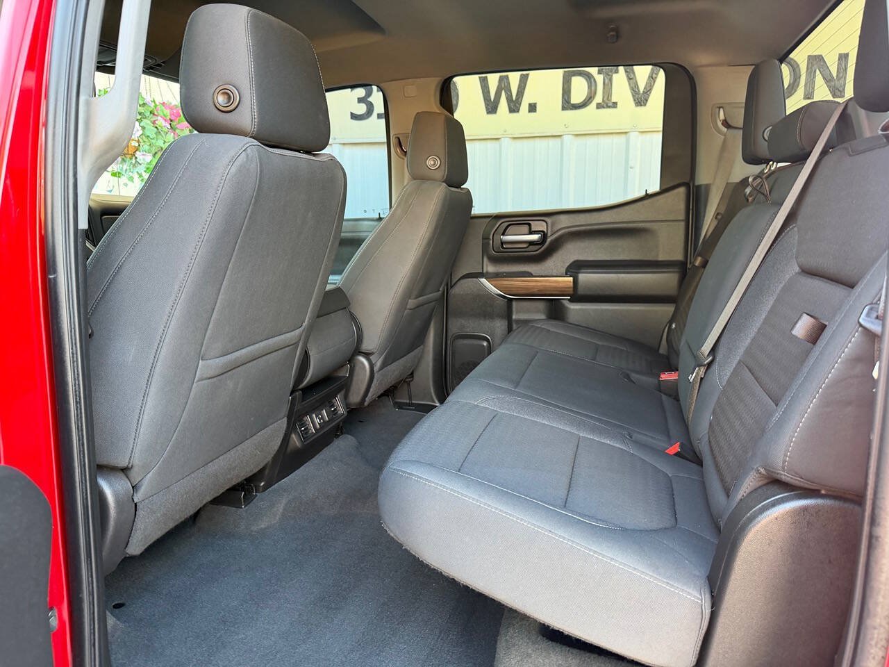 Used 2021 Chevrolet Silverado 1500 RST AWD/4WD image 17