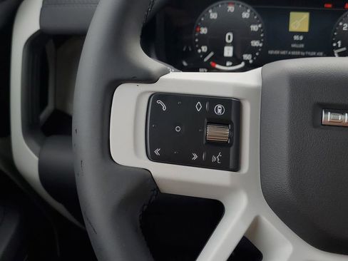 New 2026 Land Rover Defender 110 S image 17