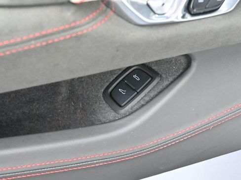 Used 2023 Chevrolet Corvette Stingray Premium Conv w/ Z51 Performance Package RWD image 13